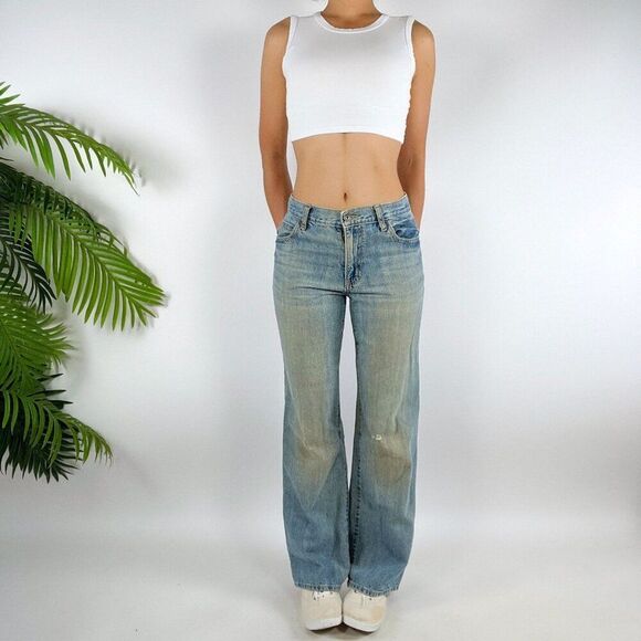 Vintage Y2K Old Navy Light Wash Distressed Denim Low Rise Bootcut Jeans / 16 - Picture 1 of 8